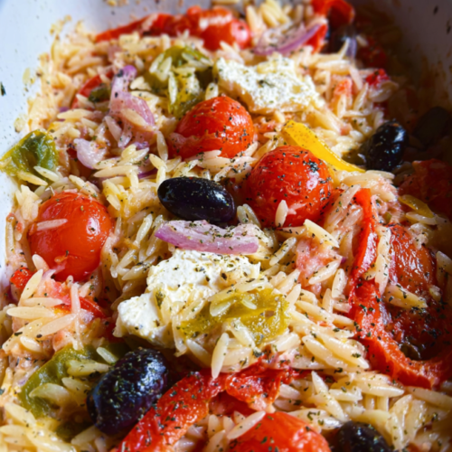 Griechischer Orzo-Auflauf aus dem Ofen | Mediterran & vegetarisch