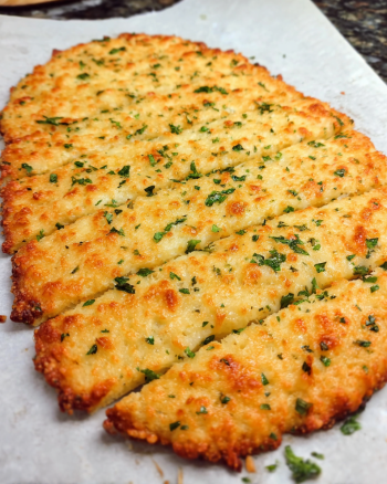 Knoblauchbrot mit Käse Low Carb
