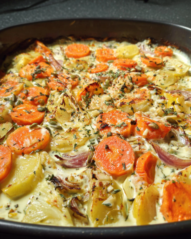 Cremiges Kohlrabi-Möhren-Ofengemüse
