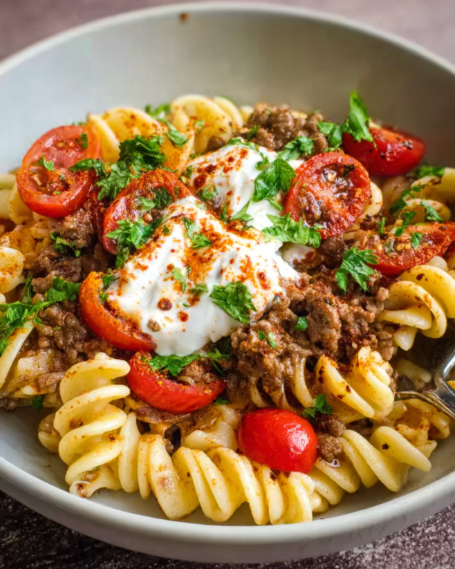 Türkische Pasta mit Joghurt
