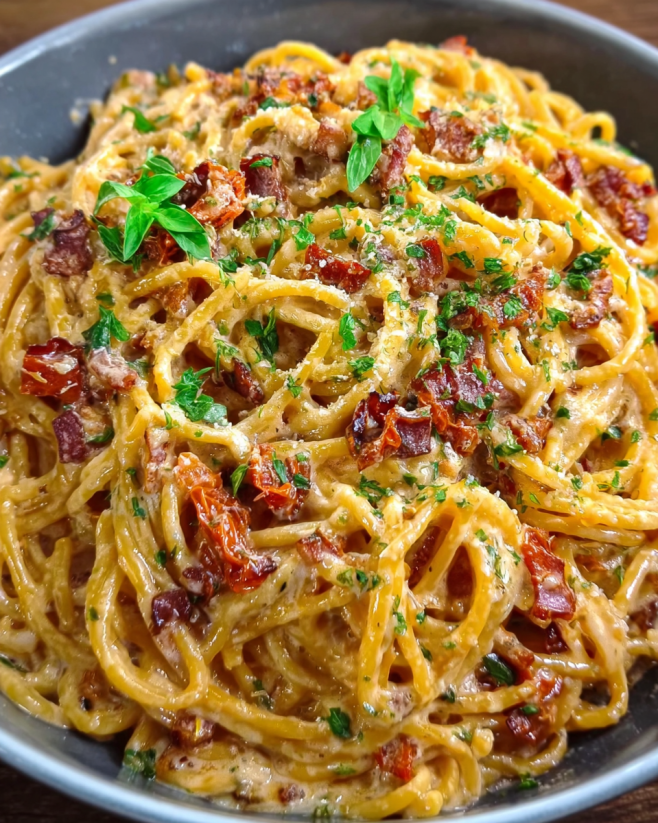 Cremige Spaghetti mit Speck