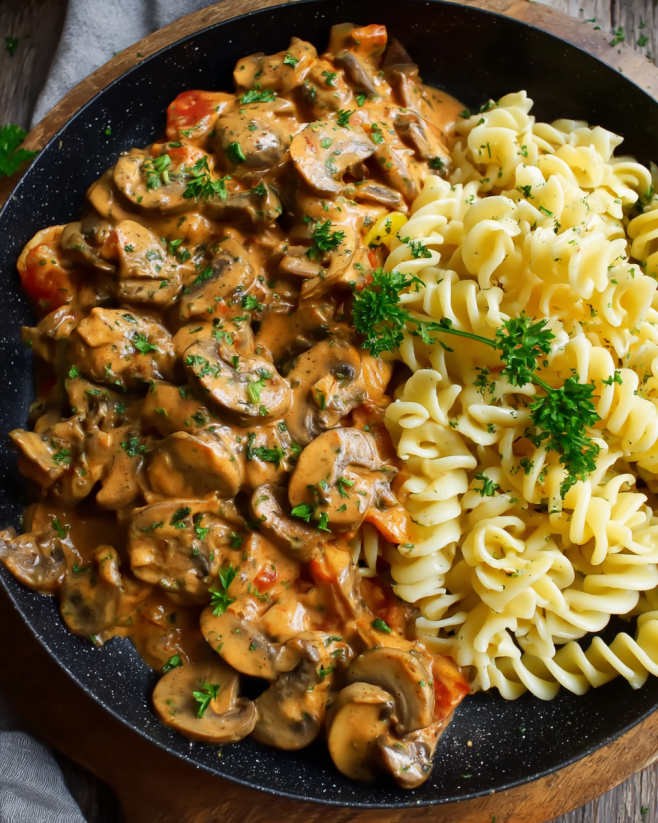 Cremige Vegane Champignon-Rahm-Sauce