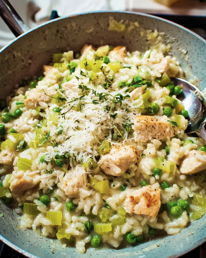 Cremiges Hähnchen-Lauch-Risotto