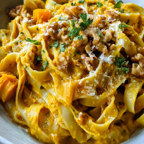 Cremige Kürbis Walnuss Pasta