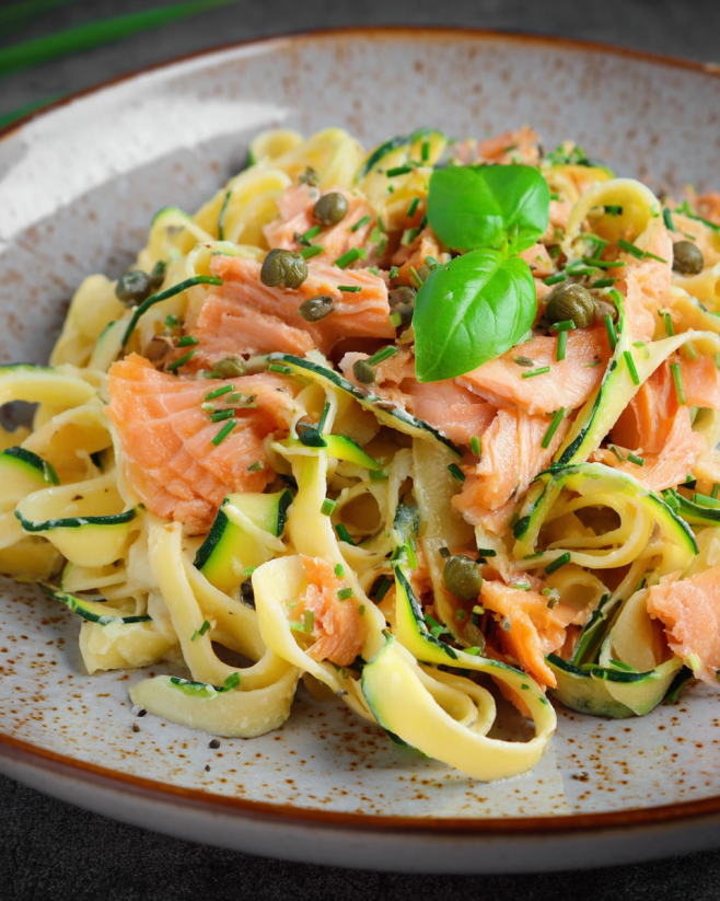 Cremige Linguine mit Räucherlachs