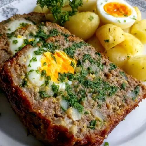 Omas klassischer Hackbraten mit Ei