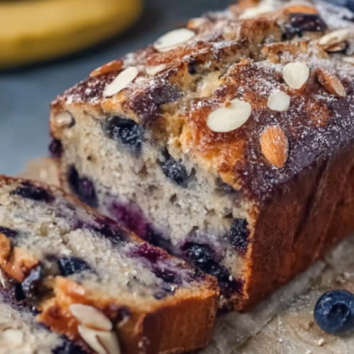 Saftiges Veganes Bananenbrot mit Blaubeeren