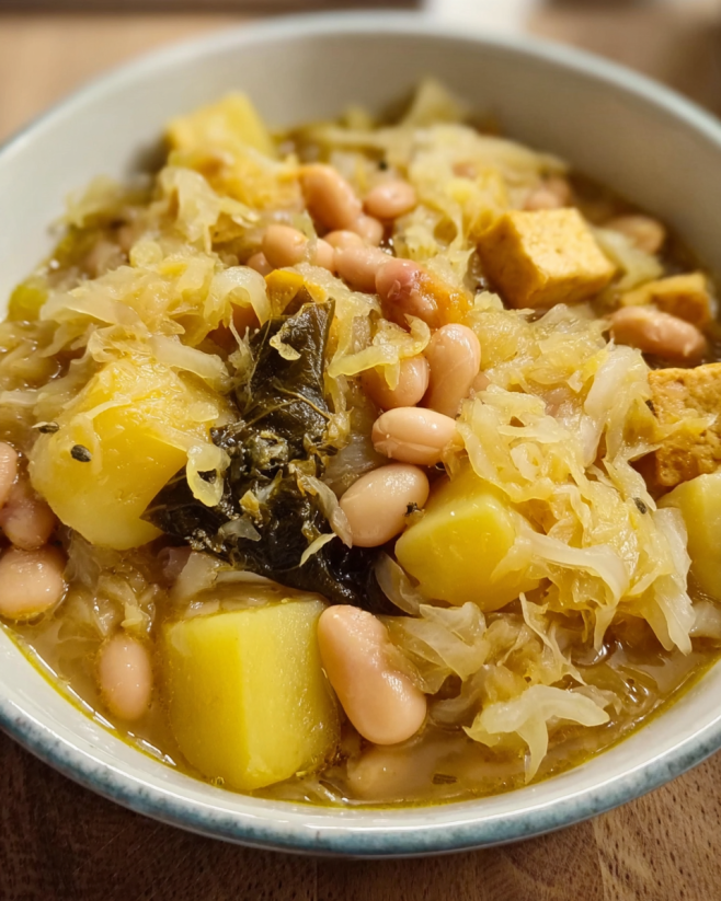 Deftiges Veganes Sauerkrautgericht