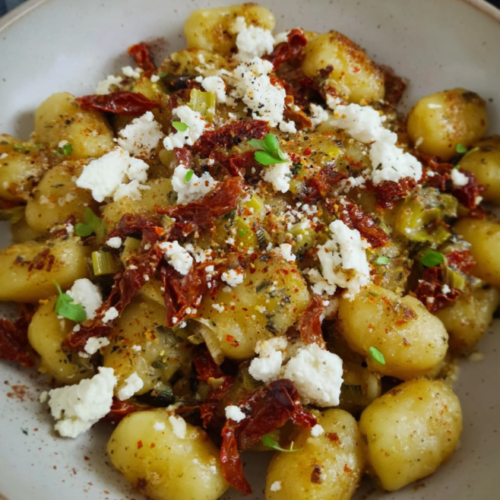 Cremige-Gnocchi-Lauch-Pfanne
